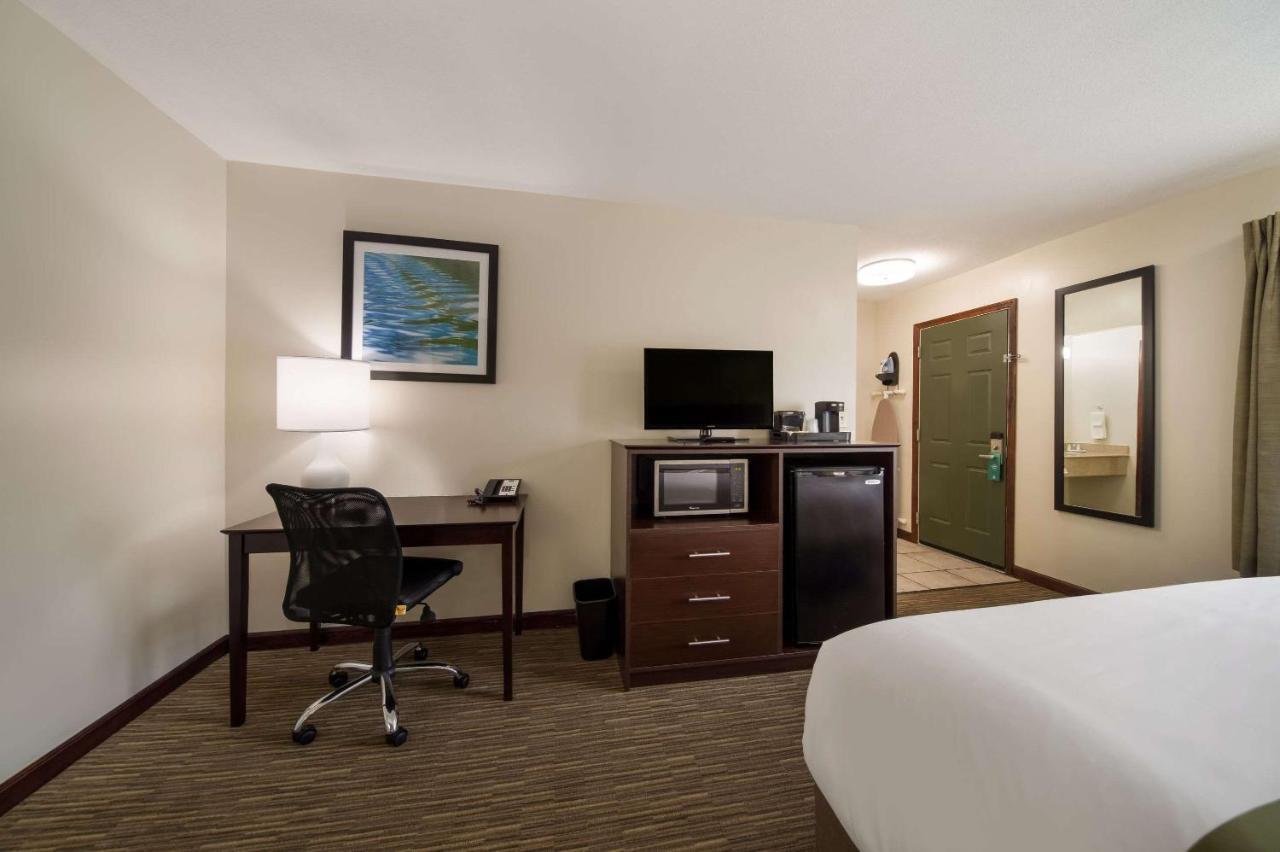 Quality Inn Great Barrington Exterior foto